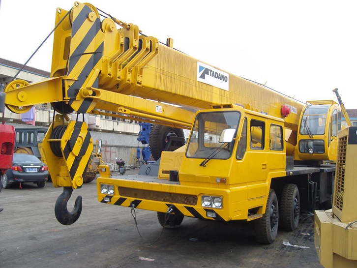 大型吊車可以進口清關嗎