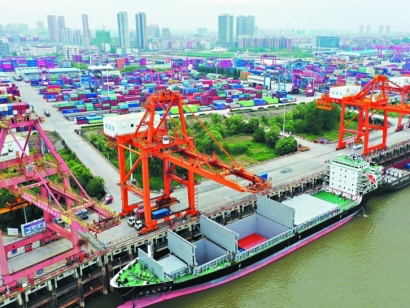 武漢進(jìn)口報(bào)關(guān)清關(guān)公司選哪家 17年報(bào)關(guān)經(jīng)驗(yàn)