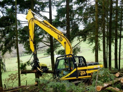 二手伐木機(jī)進(jìn)口報(bào)關(guān)代理費(fèi)用_二手伐木機(jī)如何進(jìn)口