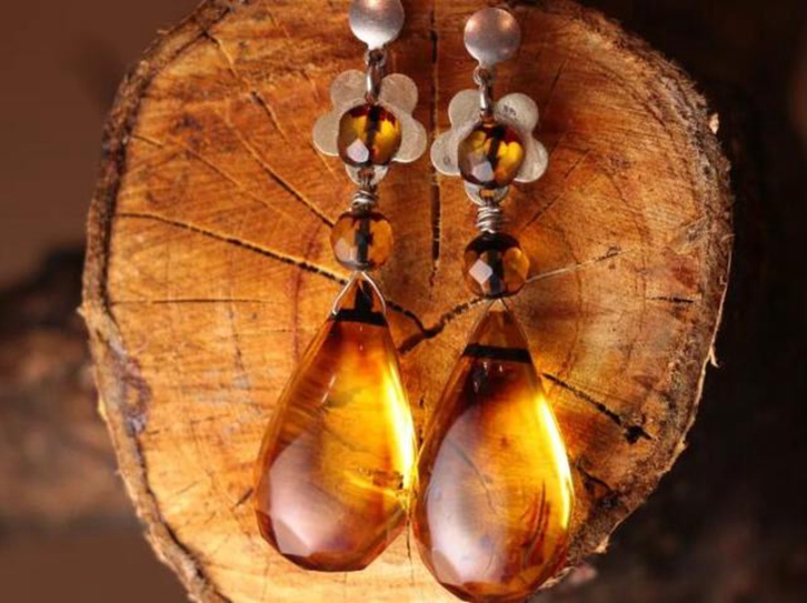 烏克蘭琥珀原石進(jìn)口清關(guān)流程 烏克蘭琥珀原石進(jìn)口清關(guān)流程