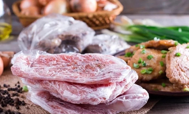 1642067874458126.jpg 凍肉進(jìn)口報(bào)關(guān)代理_副本.jpg