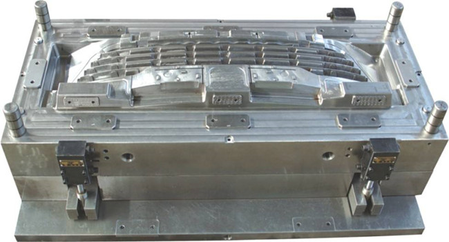 1592789359403038.jpg 汽車模具進口報關