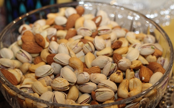 進(jìn)口堅(jiān)果怎么運(yùn)輸?shù)絿鴥?nèi)報(bào)關(guān),堅(jiān)果如何報(bào)關(guān) 進(jìn)口堅(jiān)果報(bào)關(guān)