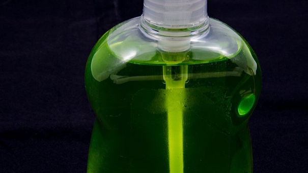 1635155675518174.jpg 植物營養(yǎng)劑進口報關公司